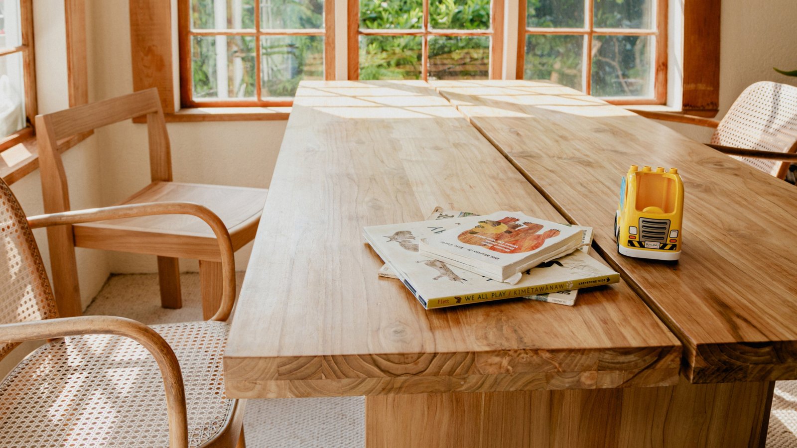 Plane Dining Table Seats 6-8 | Straight Edge | Oak - Image 3